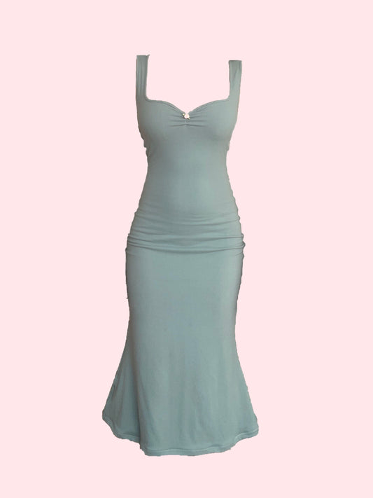 the ‘plus one’ dress